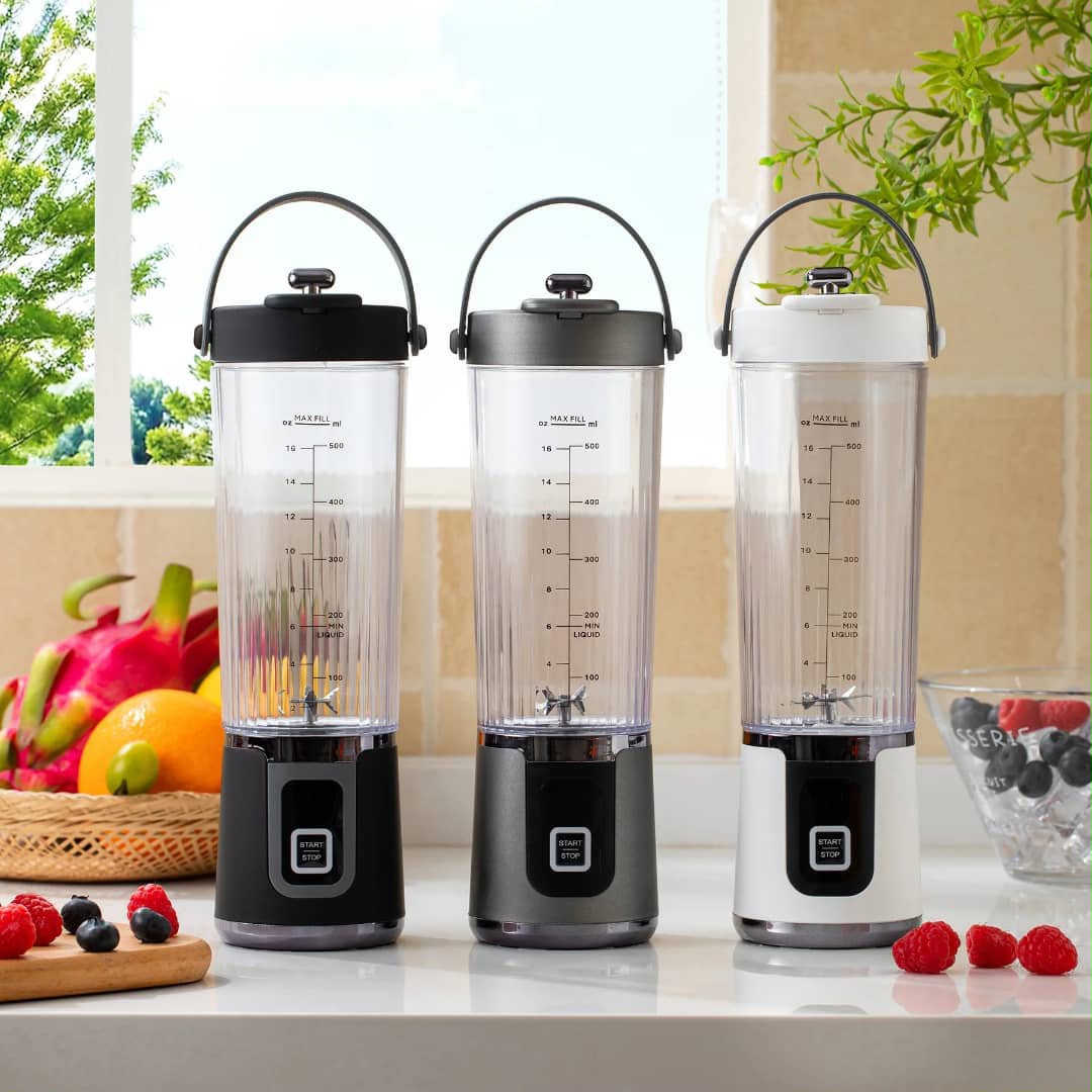 Rechargeable portable juice blender