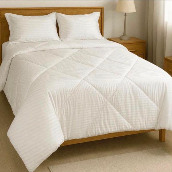 4piece Egyptian duvets (5by6 and 6by6) -2 pillowcases  - ⁠1 bedsheet  - ⁠1 duvet   Colors; Pink, White, Grey, Blue, Maroon, Green and Cream.