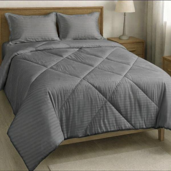 4piece Egyptian duvets (5by6 and 6by6) -2 pillowcases  - ⁠1 bedsheet  - ⁠1 duvet   Colors; Pink, White, Grey, Blue, Maroon, Green and Cream.